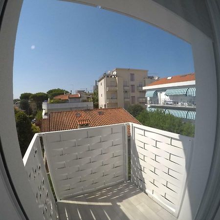 Wellove Riccione Esterno foto
